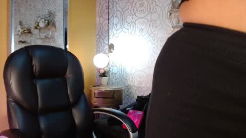 Luci online show from February 21, 3:51 am