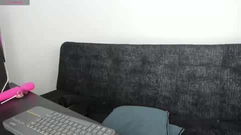 luci online show from February 6, 7:06 pm