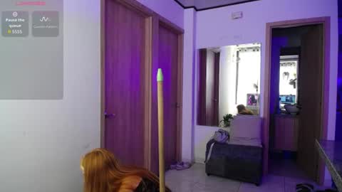 luciiana online show from July 26, 7:54 pm