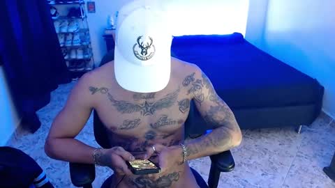 luciifer_hills online show from December 24, 5:23 pm