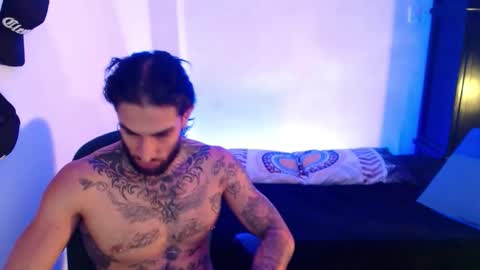 luciifer_hills online show from December 4, 3:32 pm