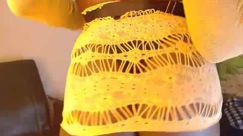 Snapshot of lucile_carrie chatting on June 13, 11:13 pm Lucile Carrie online show from June 13, 11:13 pm