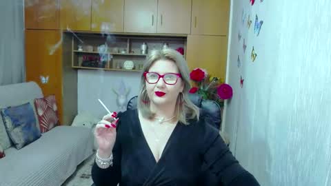 Lucille Fenly online show from October 20, 9:15 pm