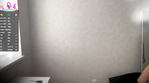 Mia online show from March 21, 12:10 pm