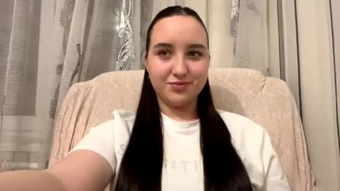 Snapshot of lucindapano chatting on November 25, 9:15 pm Sofia online show from November 25, 9:15 pm