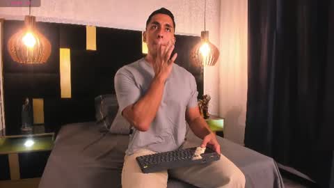 Lucio online show from June 12, 11:53 am