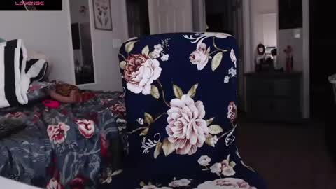 lucklucybbw online show from July 15, 3:45 am