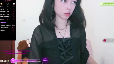 Snapshot of luckrose chatting on October 29, 2:14 am Jinn online show from October 29, 2:14 am