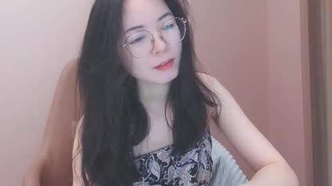 Snapshot of luckrose chatting on March 22, 12:47 am Jinn online show from March 22, 12:47 am