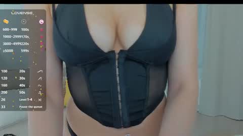 Snapshot of lucky__lady_ chatting on July 11, 10:00 pm lucky__lady_ online show from July 11, 10:00 pm
