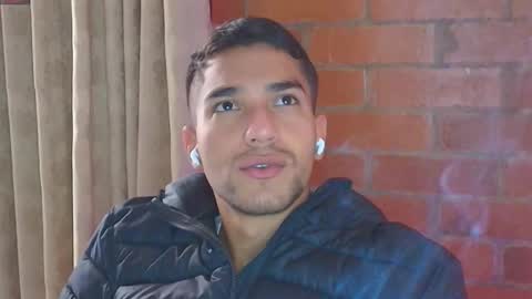 Snapshot of lucky_blessed chatting on February 5, 12:27 pm lucky_blessed online show from February 5, 12:27 pm