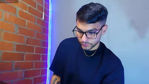 Snapshot of lucky_blessed chatting on October 16, 12:11 am lucky_blessed online show from October 16, 12:11 am