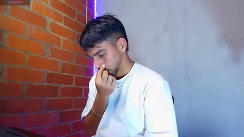 Snapshot of lucky_blessed chatting on October 21, 12:00 am lucky_blessed online show from October 21, 12:00 am