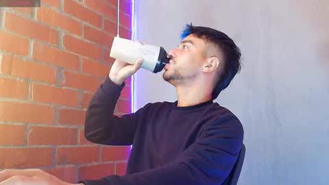 Snapshot of lucky_blessed chatting on November 7, 4:07 pm lucky_blessed online show from November 7, 4:07 pm