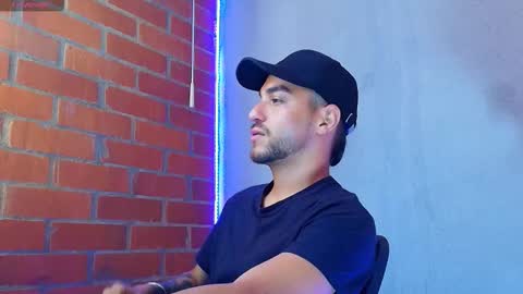 Snapshot of lucky_blessed chatting on November 12, 6:52 pm lucky_blessed online show from November 12, 6:52 pm