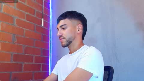 Snapshot of lucky_blessed chatting on November 15, 6:59 pm lucky_blessed online show from November 15, 6:59 pm