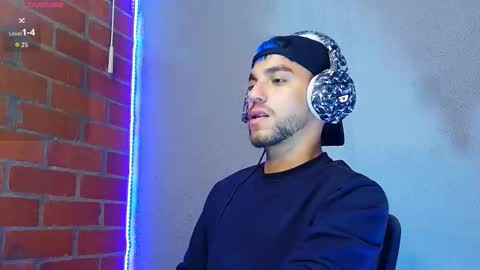 Snapshot of lucky_blessed chatting on November 17, 7:47 am lucky_blessed online show from November 17, 7:47 am