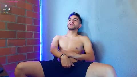 Snapshot of lucky_blessed chatting on December 5, 7:10 pm lucky_blessed online show from December 5, 7:10 pm