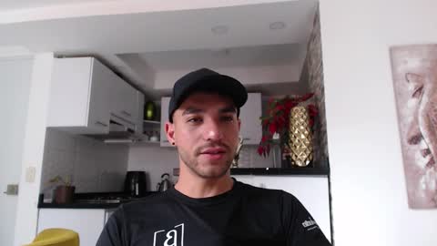 Snapshot of lucky_blessed chatting on January 9, 5:04 pm lucky_blessed online show from January 9, 5:04 pm