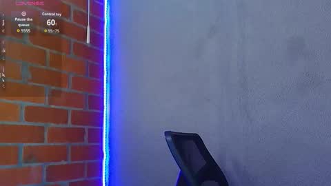 Snapshot of lucky_blessed chatting on February 14, 11:01 pm lucky_blessed online show from February 14, 11:01 pm