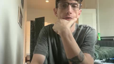 Snapshot of lucky_bme chatting on March 15, 2:23 pm lucky_bme online show from March 15, 2:23 pm