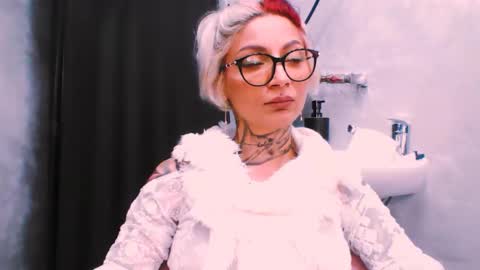 lucky_denizz online show from November 22, 11:31 am