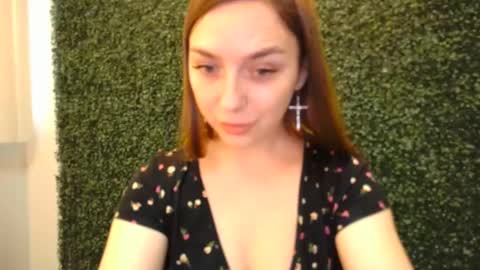 lucky_foryou_baby online show from February 16, 9:59 am