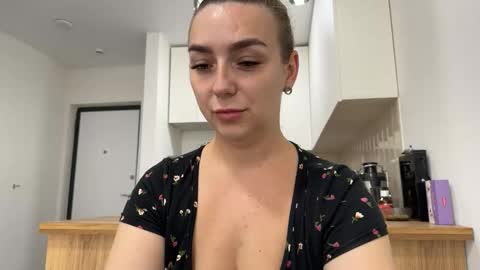 Snapshot of lucky_foryou_baby chatting on October 12, 10:25 am lucky_foryou_baby online show from October 12, 10:25 am