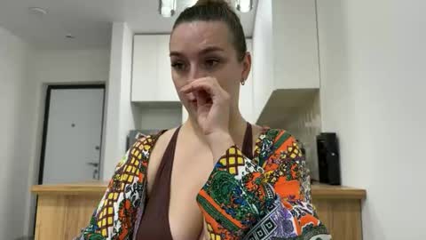 lucky_foryou_baby online show from January 17, 5:45 am