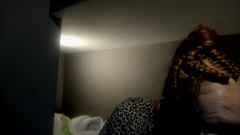 Snapshot of lucky_licky20 chatting on March 7, 4:20 am lucky_licky20 online show from March 7, 4:20 am