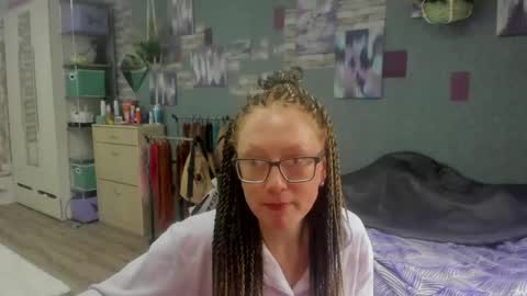 Snapshot of lucky_licky20 chatting on May 24, 2:16 am lucky_licky20 online show from May 24, 2:16 am