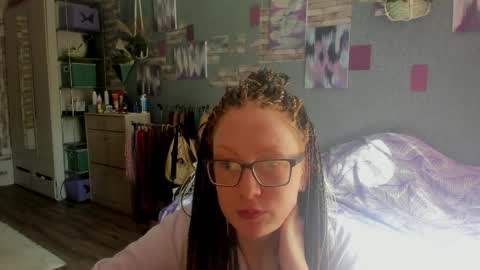 Snapshot of lucky_licky20 chatting on May 25, 2:28 am lucky_licky20 online show from May 25, 2:28 am