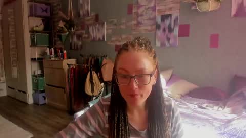 Snapshot of lucky_licky20 chatting on May 27, 1:46 am lucky_licky20 online show from May 27, 1:46 am