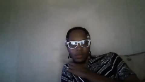 Snapshot of lucky_light_usa chatting on March 6, 7:21 pm lucky online show from March 6, 7:21 pm