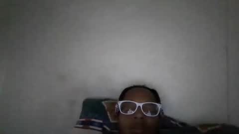 Snapshot of lucky_light_usa chatting on March 7, 10:07 pm lucky online show from March 7, 10:07 pm