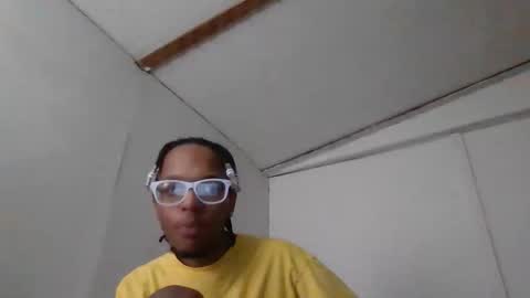 Snapshot of lucky_light_usa chatting on March 11, 7:14 am lucky online show from March 11, 7:14 am