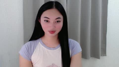 Snapshot of lucky_mariel chatting on January 24, 2:30 pm mariel online show from January 24, 2:30 pm