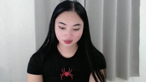 Snapshot of lucky_mariel chatting on February 1, 4:11 pm mariel online show from February 1, 4:11 pm