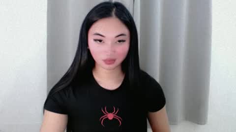 Snapshot of lucky_mariel chatting on February 25, 8:51 pm mariel online show from February 25, 8:51 pm
