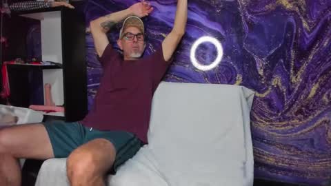 lucky_psychoguy69 online show from November 9, 1:53 pm