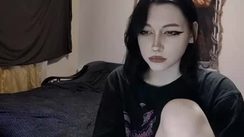 luckybastrad0677 online show from June 24, 5:23 pm