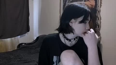 luckybastrad0677 online show from August 2, 3:54 pm