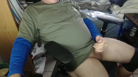 luckycharms9595 online show from January 8, 3:28 pm