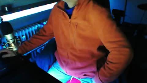 Snapshot of luckyfreak1 chatting on March 5, 6:59 pm call me Stefan online show from March 5, 6:59 pm