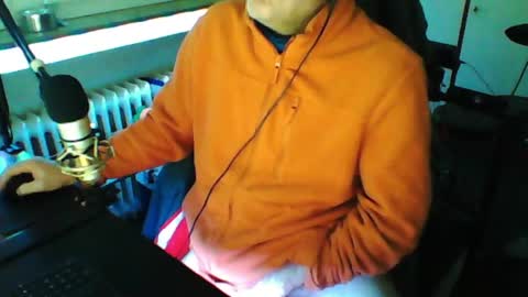 Snapshot of luckyfreak1 chatting on March 21, 8:19 am call me Stefan online show from March 21, 8:19 am