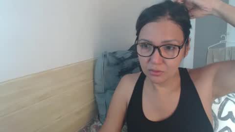 angelisa online show from September 25, 9:13 am