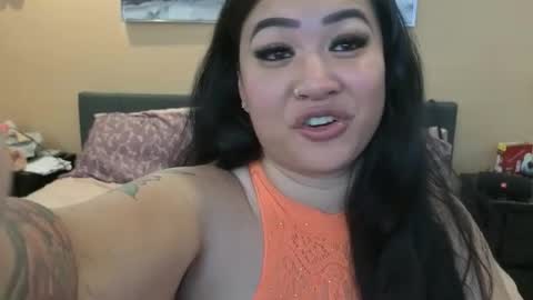 Snapshot of luckylee1992 chatting on February 24, 10:30 pm luckylee1992 online show from February 24, 10:30 pm