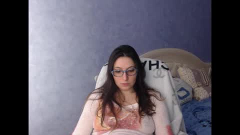 luckylinda23 online show from February 5, 8:04 pm