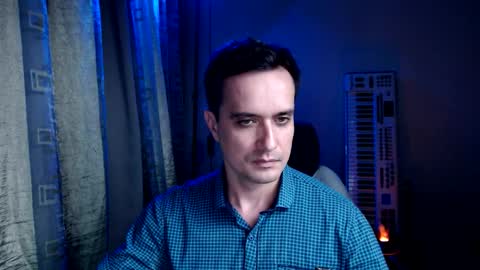 Snapshot of luckyman10000000 chatting on November 9, 12:47 pm luckyman10000000 online show from November 9, 12:47 pm