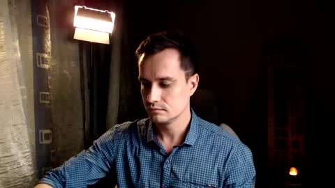 Snapshot of luckyman10000000 chatting on November 10, 1:43 pm luckyman10000000 online show from November 10, 1:43 pm